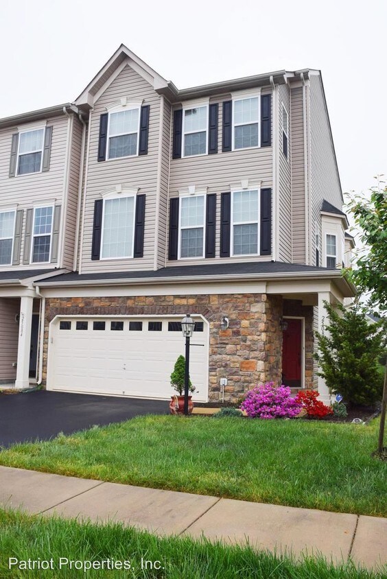 Foto principal - 3 br, 2.5 bath House - 25086 Cypress Mill Ter