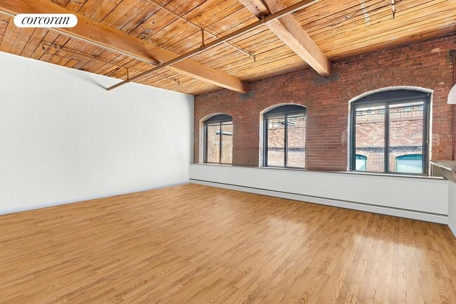 Building Photo - 420 12th St