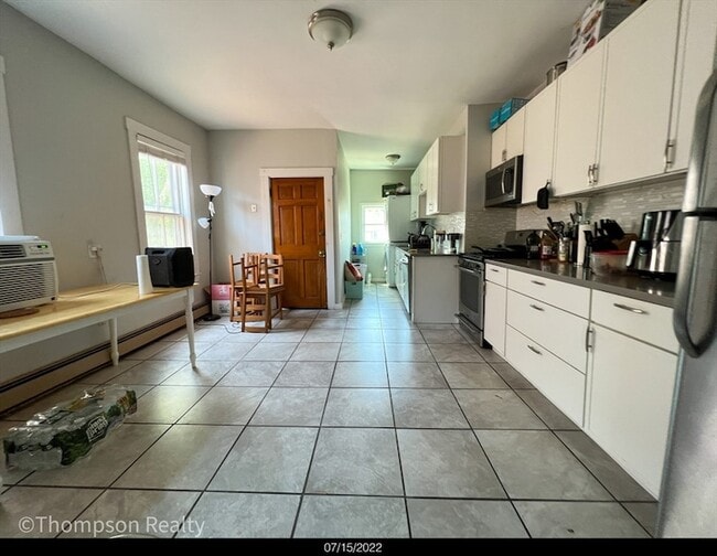 Photo - 372 Medford St House