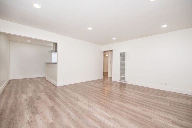 Foto del edificio - East Side Gem