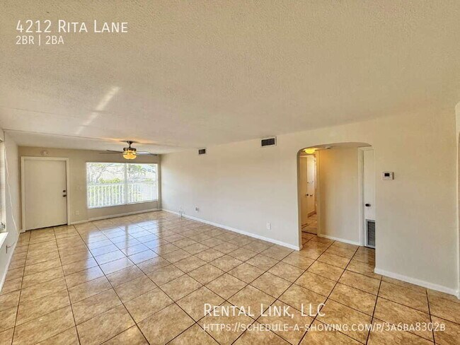 Foto del edificio - 4212 Rita Ln