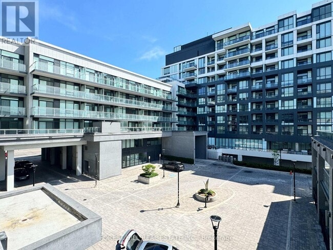 Building Photo - 621 Sheppard Ave E