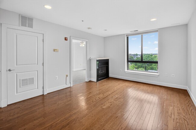 Foto del edificio - 1200 N Hartford St