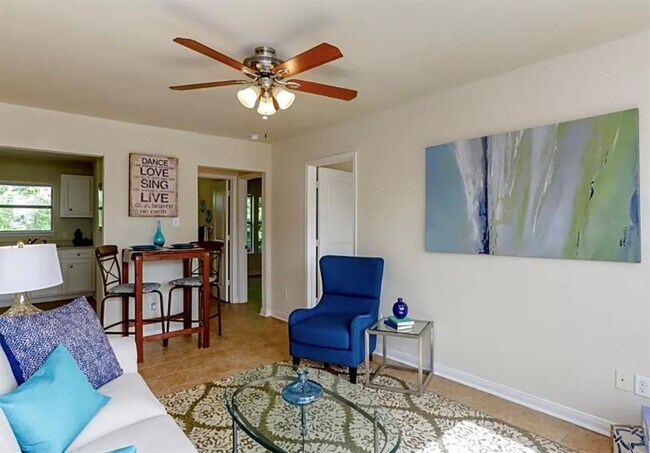 Foto del edificio - 3803 Hardy St