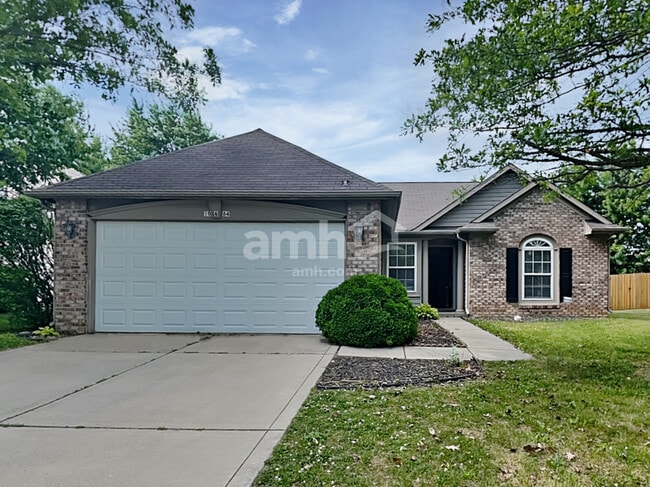 Building Photo - 10684 Summerwood Ln