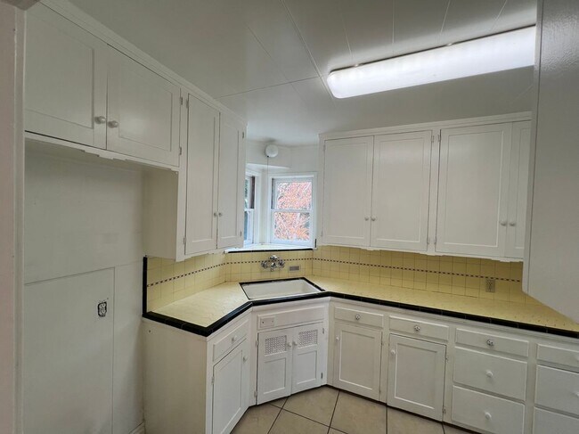 Foto del edificio - 3869 Ridge Rd
