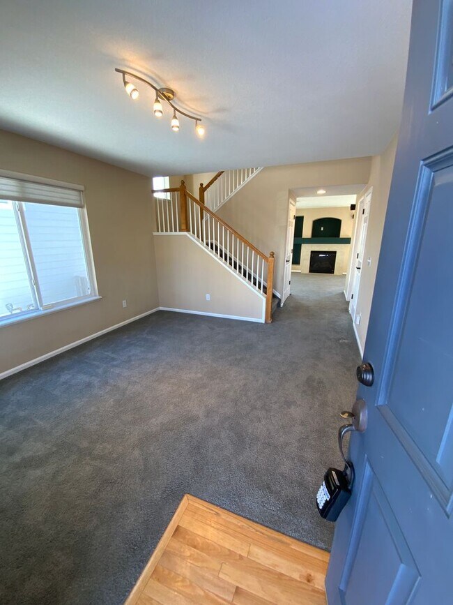 Building Photo - 3 Bedroom Home Available Near N Gate Blvd ...