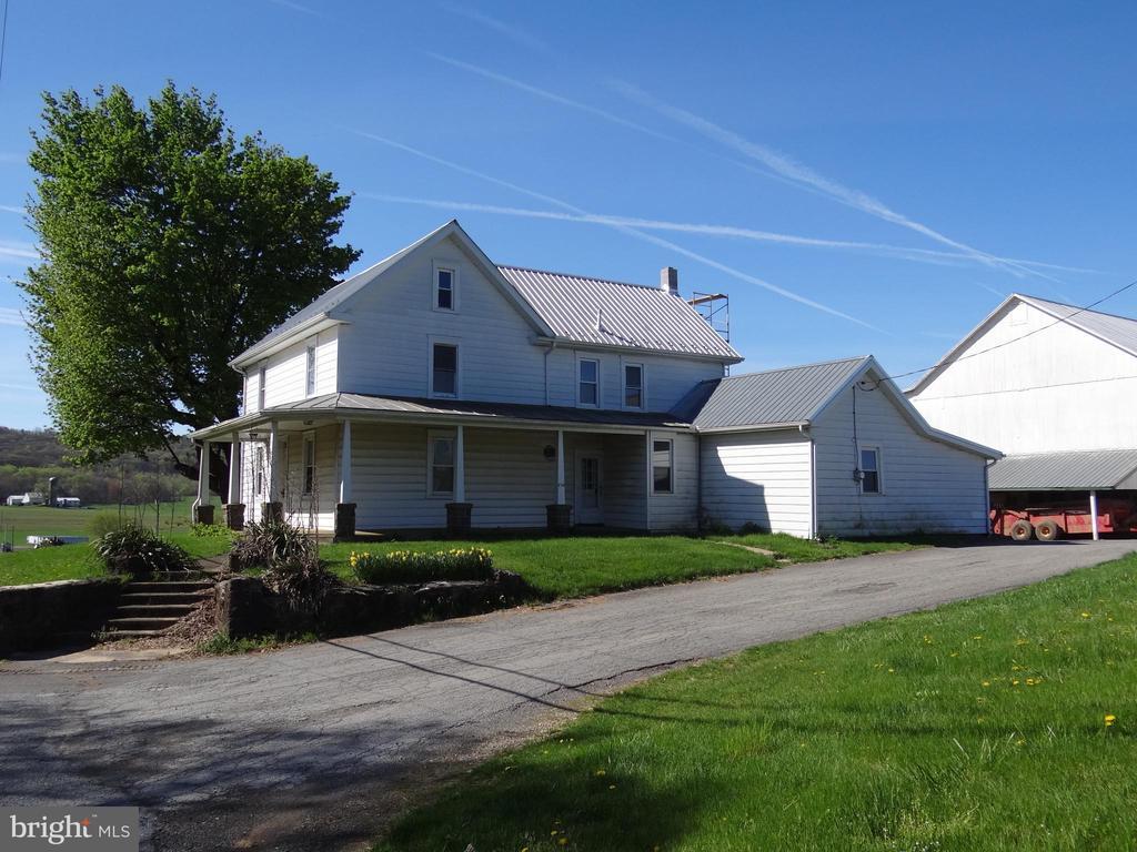 Primary Photo - 210 Twin County Rd