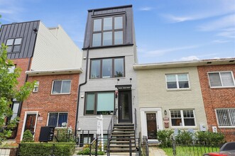 Building Photo - 1515 K St SE