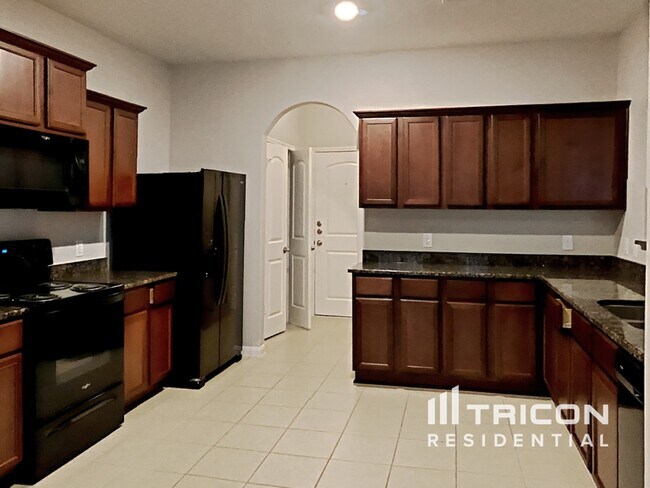 Foto del edificio - 10930 Hillside Creek Dr