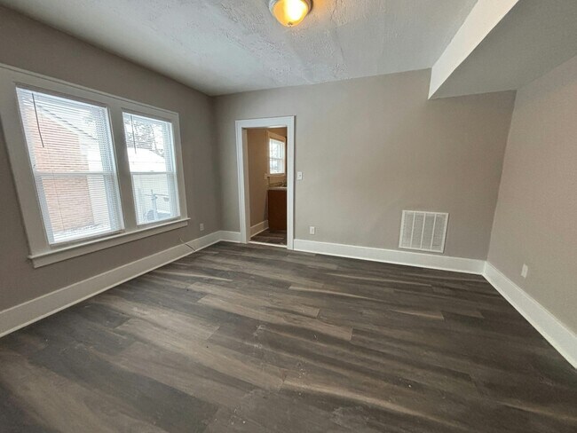 Foto del edificio - 22065 Linwood