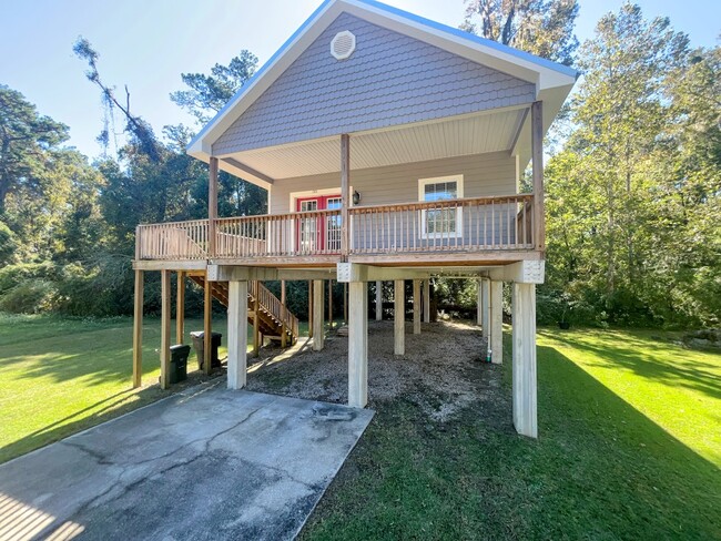 Photo - 1501 McPherson Dr House