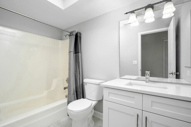 Foto del edificio - 620 Waverly Dr