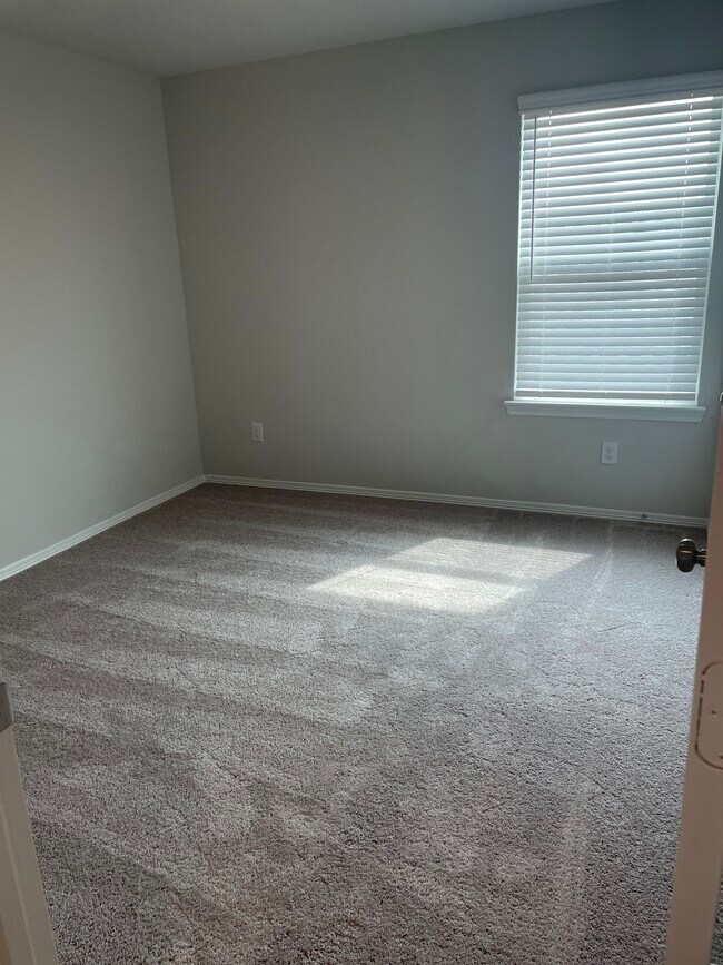 Building Photo - 5810 Fresh View Ct