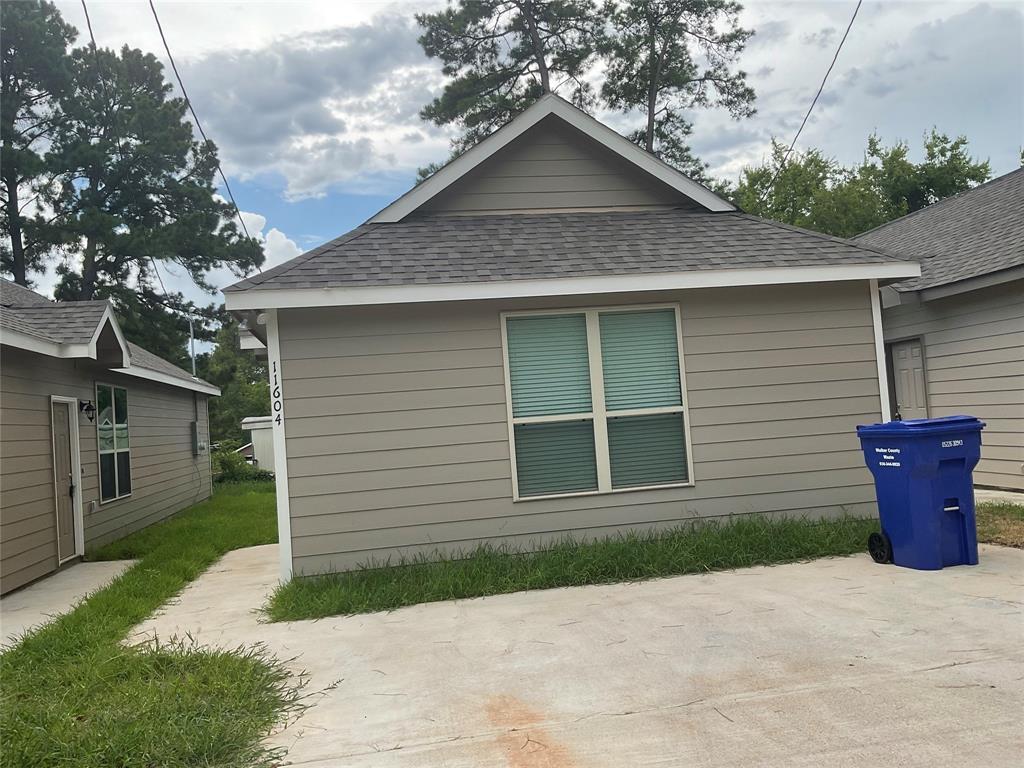 11523 Persimmon St, Willis, TX 77318 House for Rent in Willis, TX