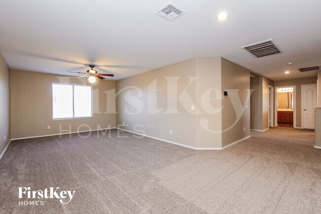 Building Photo - 17750 W Maui Ln