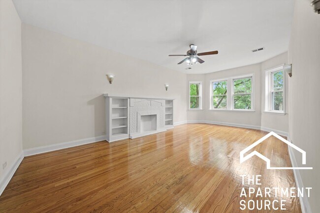 Foto del edificio - 3428 W Parker Ave