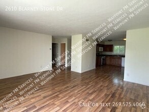 Building Photo - 2610 Blarney Stone Dr