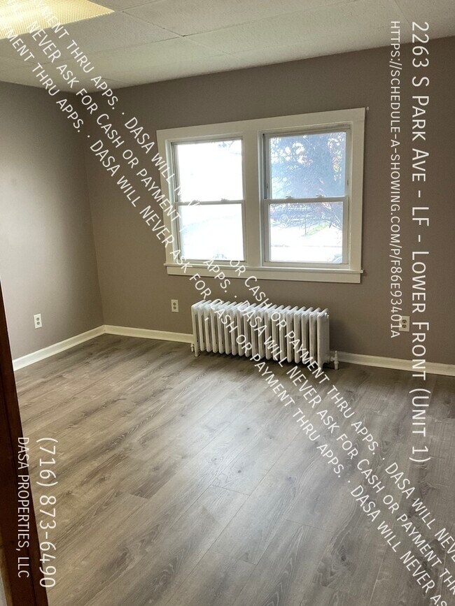 Building Photo - 2263 South Park Ave