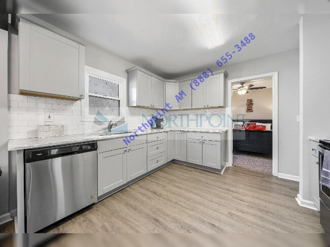 Foto del edificio - ! MOVE IN SPECIAL: 1 MONTH RENT FREE and A...