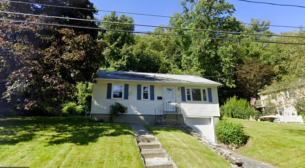 Foto principal - 46 Cedar Hill Rd