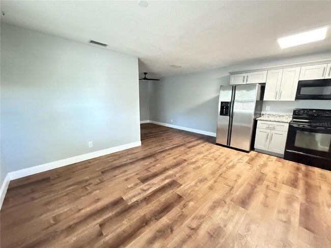 Foto del edificio - 2809 Marconi St