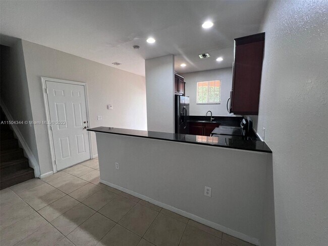 Foto del edificio - 5106 NW 30th Ln