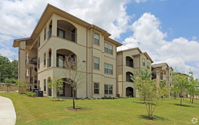 Building Photo - 425 McCaleb Rd