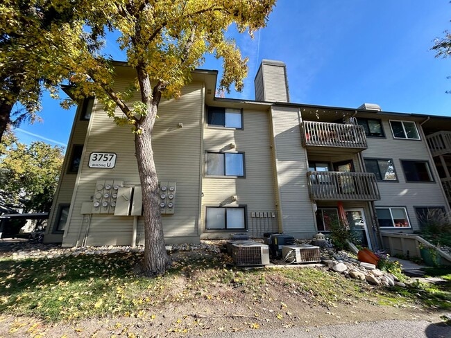 Building Photo - 3757 S Gekeler Ln