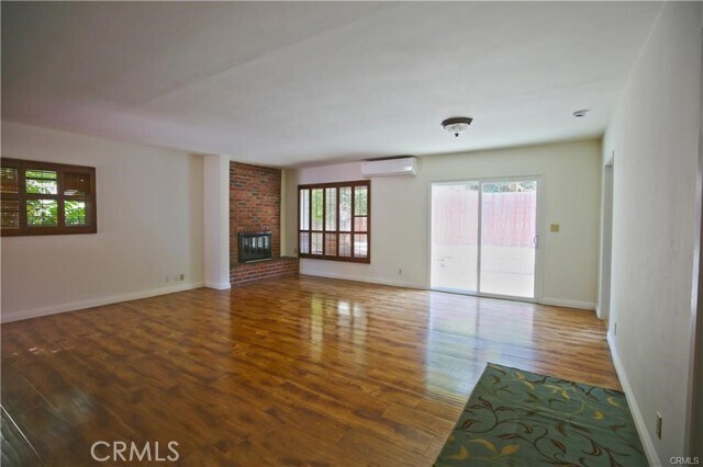 Foto del edificio - 239 Monterey Rd