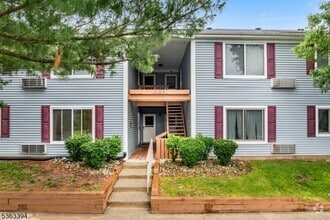 Building Photo - 111 Aimwick Ct
