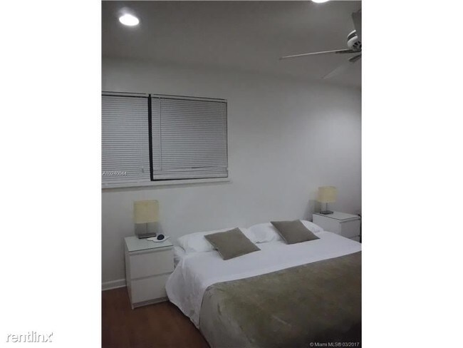 Foto del edificio - 3 br, 2.5 bath  - 22348 SW 103rd Ct