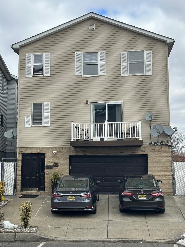 10 Elm Ct Unit 2a, Bayonne, NJ 07002 - Apartments in Bayonne, NJ ...