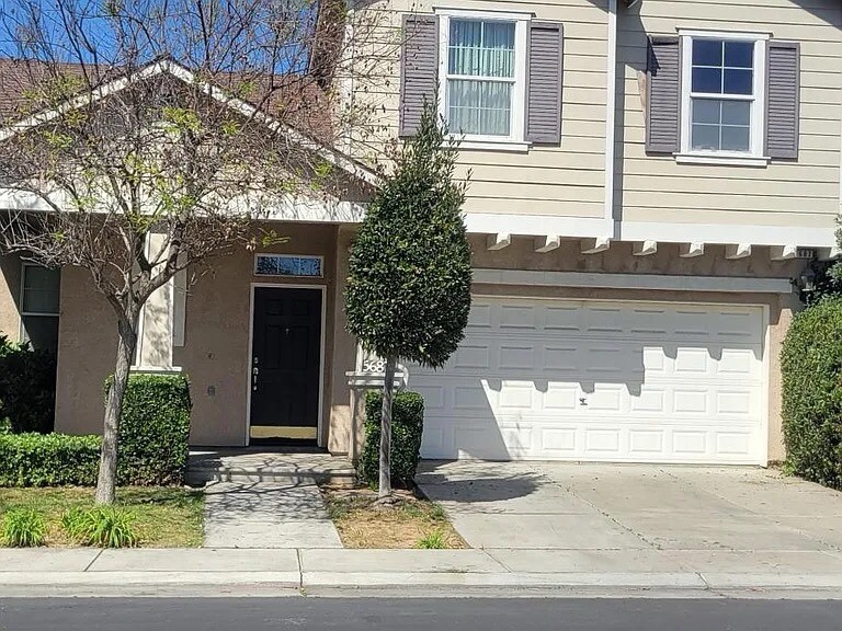 Primary Photo - 5687 N Nectarine Way