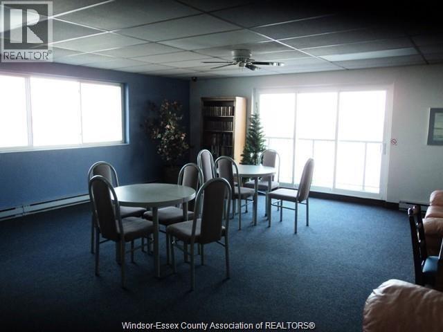 Building Photo - 8591 Riverside Dr E