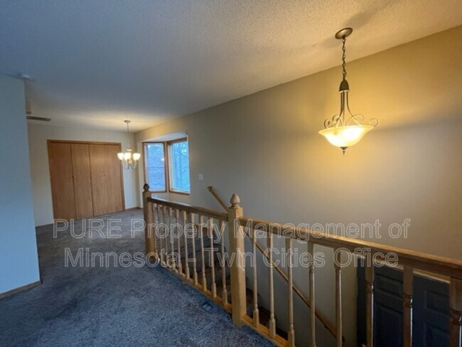Building Photo - 14363 Estates Ave