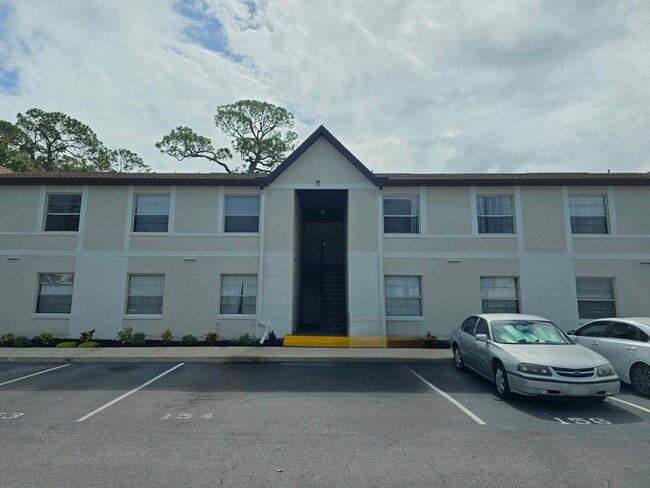 Building Photo - 419 Banana Cay Dr
