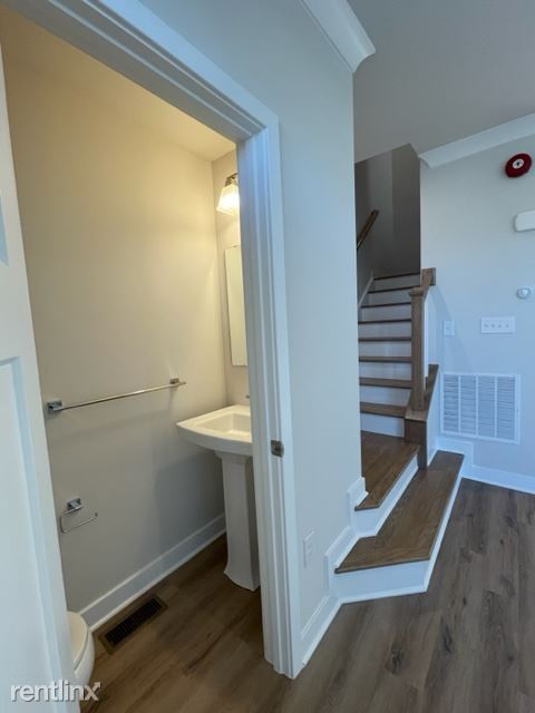 Foto del edificio - 3 br, 2.5 bath Townhome - 158 Bishop Way