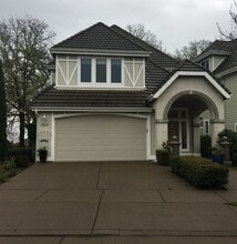 Building Photo - 4938 NW Lavender Cir
