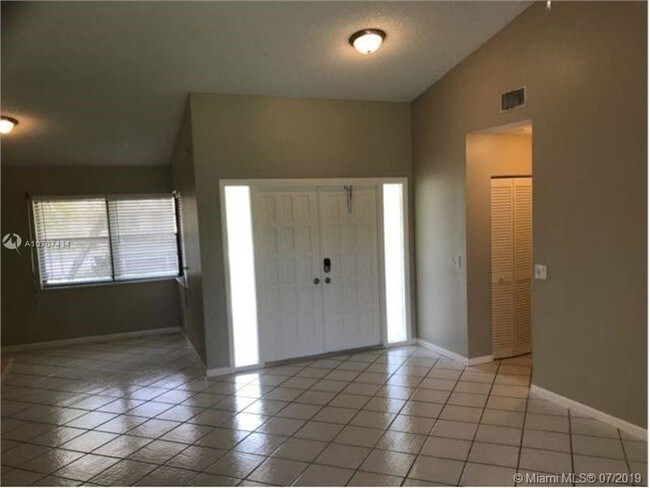 Building Photo - 9671 Trivolo Pl