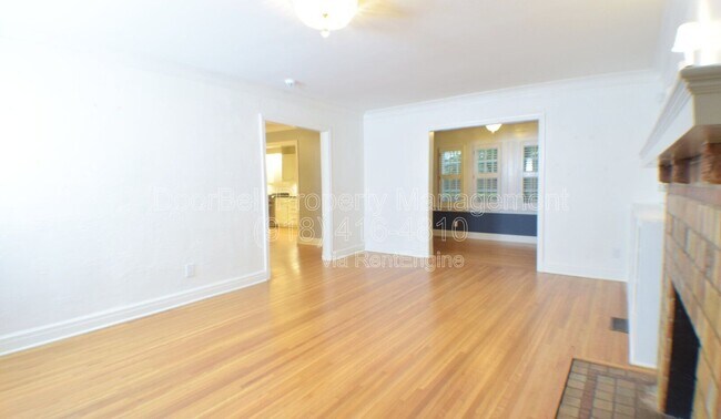 Building Photo - 255 E 27th Pl