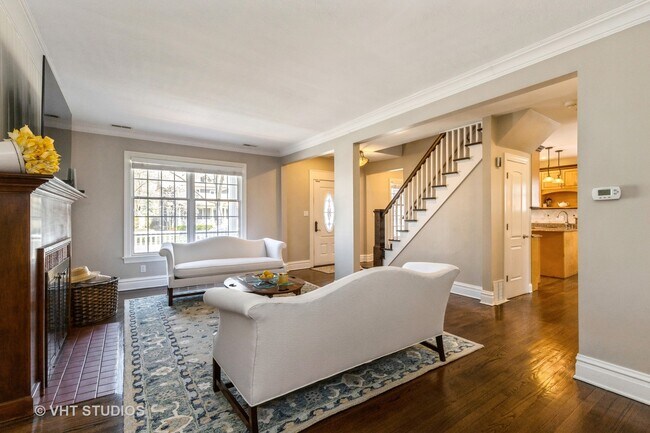 Foto del edificio - 427 W Cook Ave