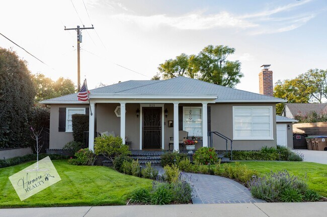 Foto del edificio - 1121 N Cambridge Ave