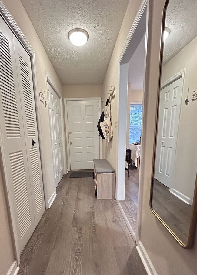 Building Photo - North Druid Hills Hidden Gem! 2 Bed - 2 Bath Near Emory, Available Late July!