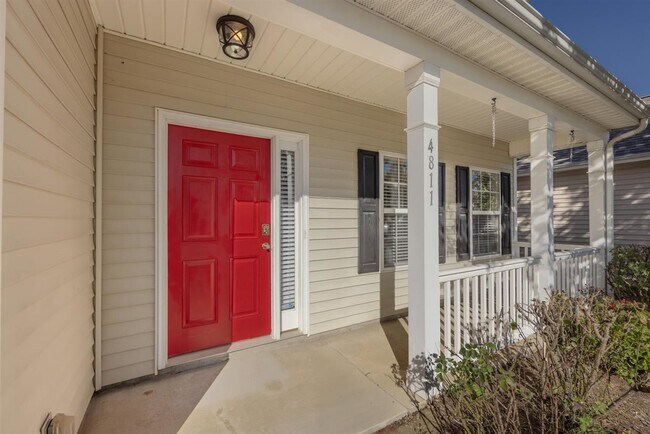 Foto del edificio - 4811 Sunburst Ln