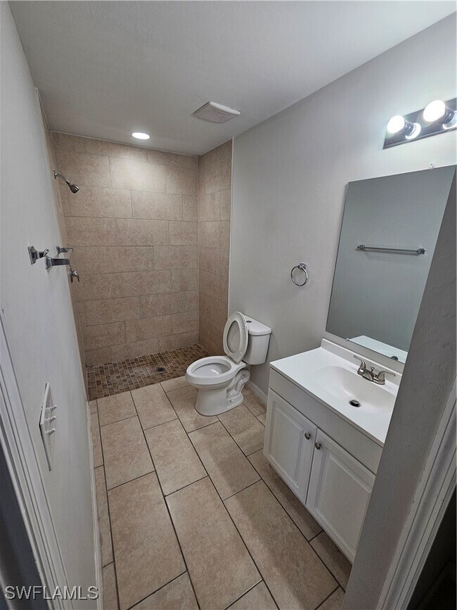 Foto del edificio - 4113 Skyline Blvd