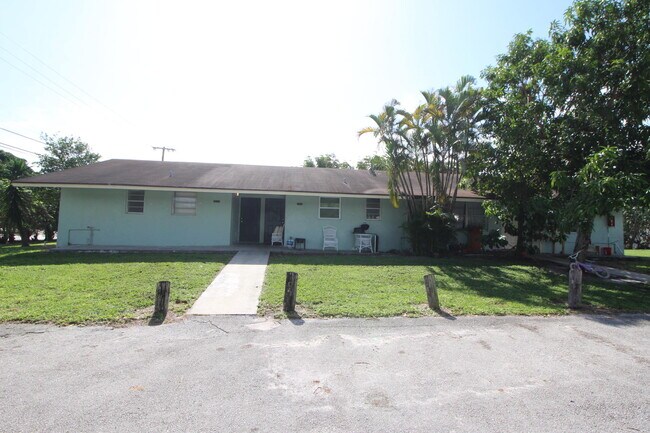 Building Photo - 4723 Davis Rd