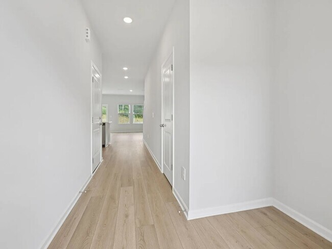 Building Photo - 1029 Winding Spg Dr