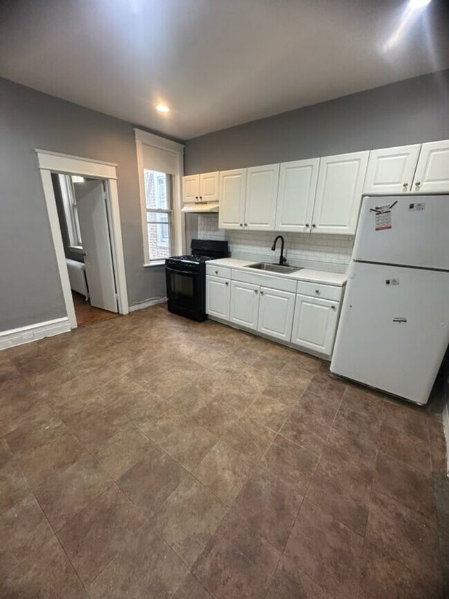 Photo - 6010 Ogontz Ave Apartment