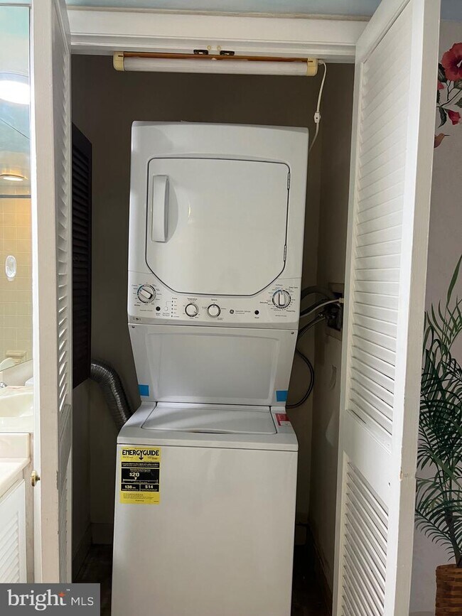 Foto del edificio - 3800 Fairfax Dr